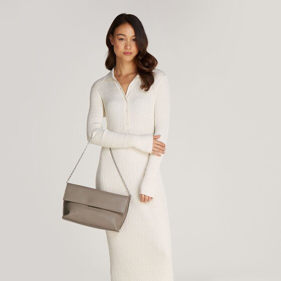 Calvin Klein Schultertasche 30 cm