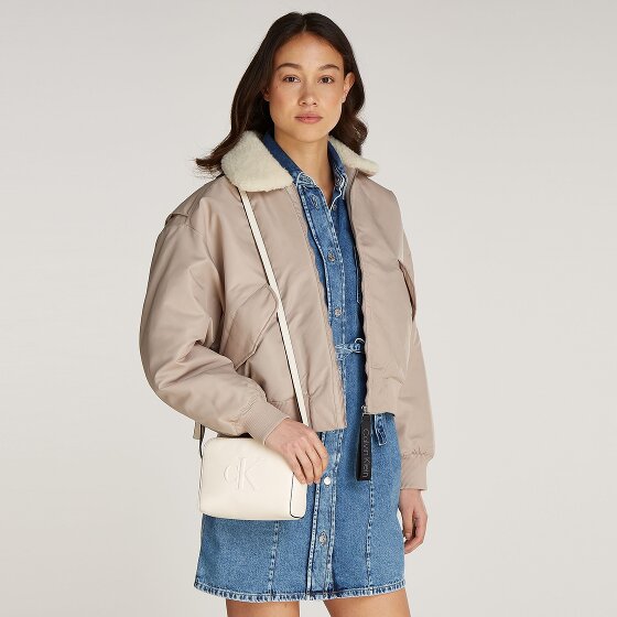 Calvin Klein Jeans Sculpted Deboss Umhängetasche 20 cm