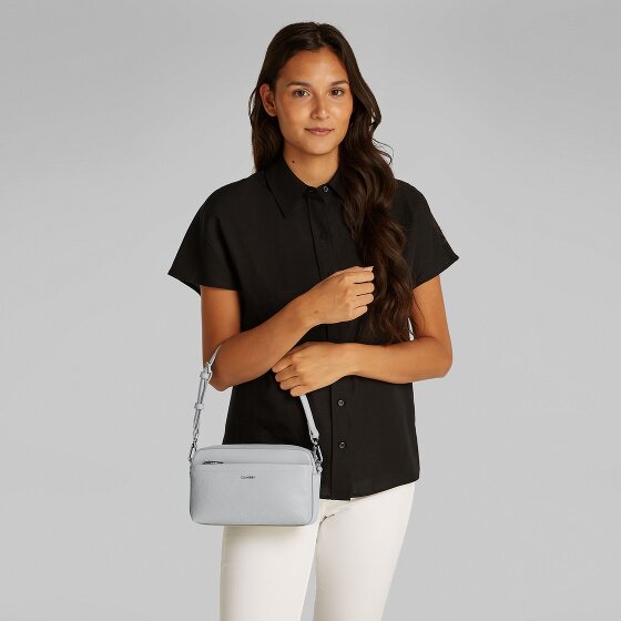 Calvin Klein CK Mixmedia Schultertasche 21.5 cm