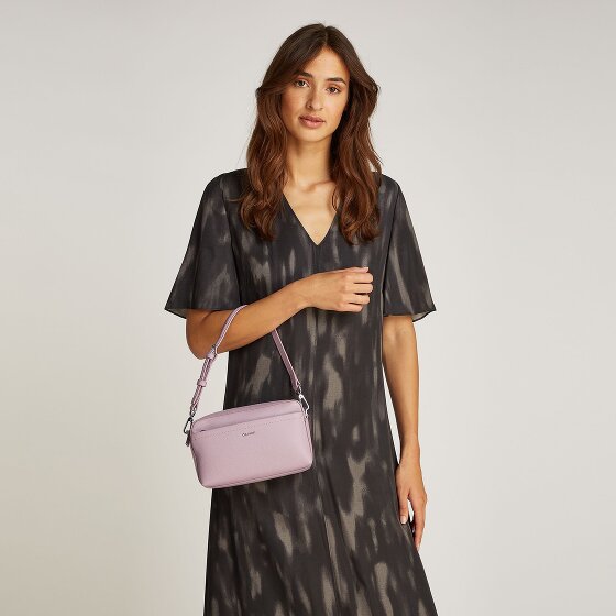 Calvin Klein CK Must Schultertasche 22 cm