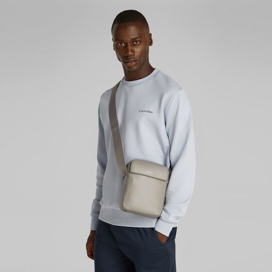 Calvin Klein CK Sleek Umhängetasche 16.5 cm