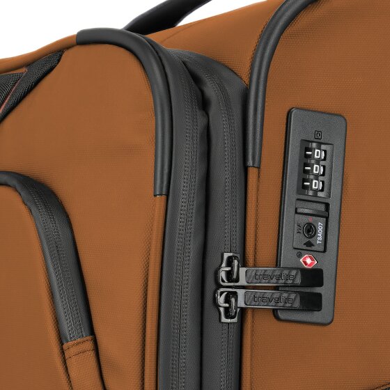 Travelite Briize 4 Rollen Trolley M 67 cm mit Dehnfalte
