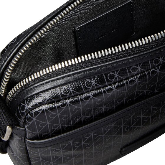 Calvin Klein Hardware Umhängetasche 20 cm
