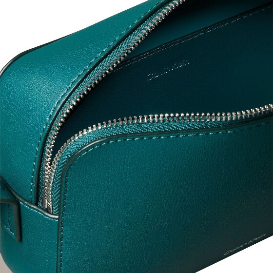 Calvin Klein Foil Umhängetasche 21 cm