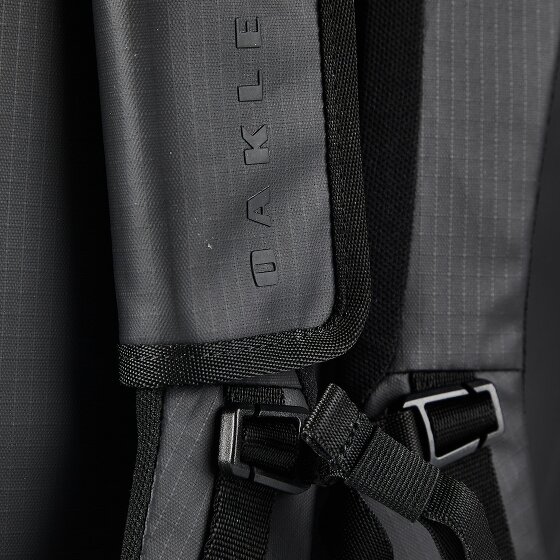 Oakley Terraquest Reiserucksack