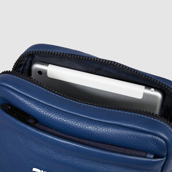 Piquadro Than Umhängetasche RFID Schutz Leder 22 cm